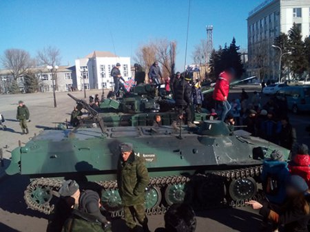 Боевики показали оружие которым воюют на Донбассе (фото)