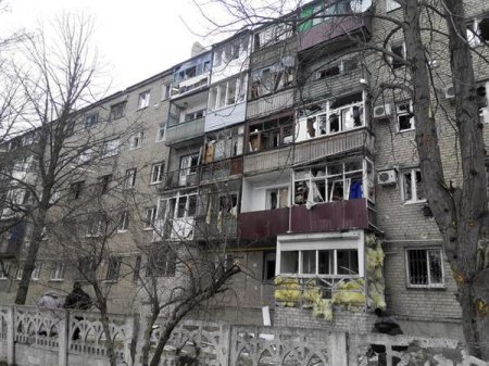 Попасная после очередной бомбежки боевиками (фото)