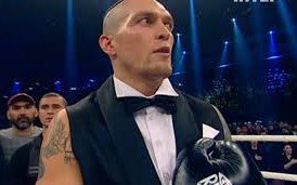 Украинского атамана Александра Усика перед боем настраивал Скрипка. ВИДЕО