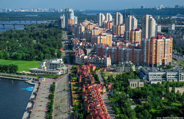 Вид на Киев с самых высоких зданий столицы (фото)