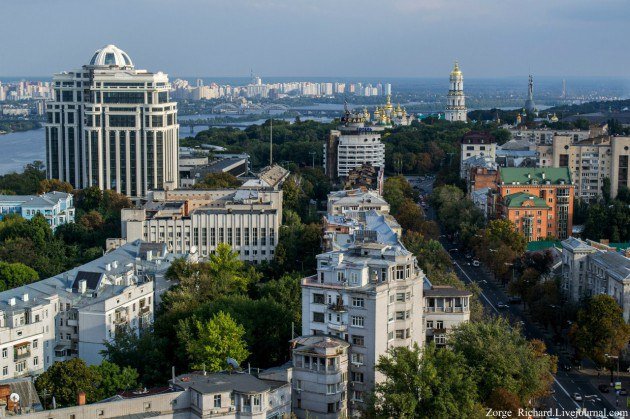 Вид на Киев с самых высоких зданий столицы (фото)