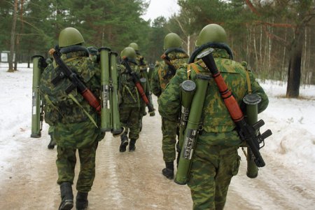 В Донецком аэропорту осколок снаряда смертельно ранил российского офицера - Тимчук