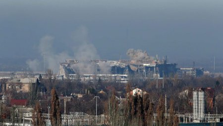 Терминалы Донецкого аэропорта разрушены, но позволят нашим войскам держать оборону - Лысенко