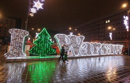 Подготовка к Новому году-2015 в разных странах мира