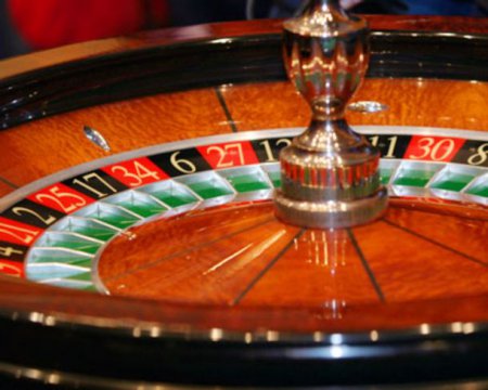 Кабмин выступает за легализацию казино