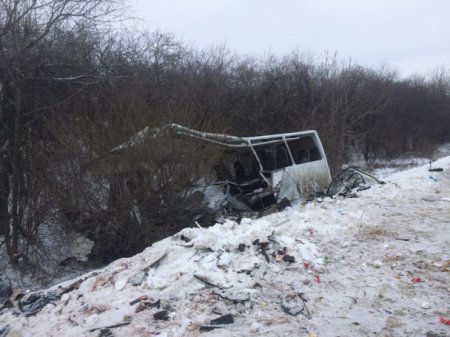 Обнародовано видео с места ДТП в зоне АТО. ВИДЕО