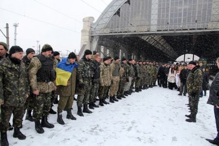 Во Львов из зоны АТО вернулись 500 военнослужащих