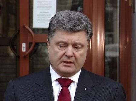 Порошенко сравнил теракт во Франции с событиями на Донбассе. ВИДЕО