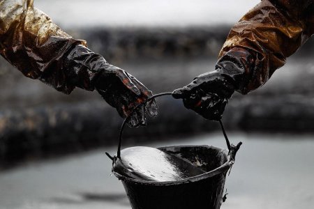 Нефть Brent в цене опустилась ниже $46 за баррель