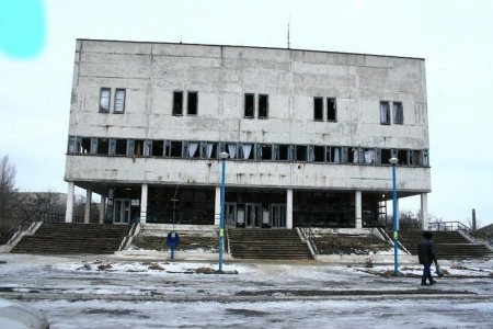 Еще один разрушенный город в Луганской области. ФОТО