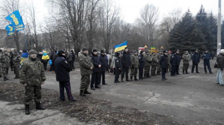 Краматорские патриоты разогнали антимобилизацийний митинг (видео)