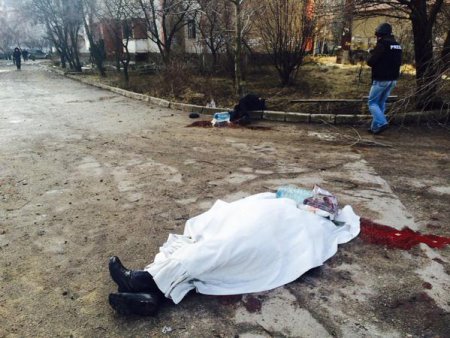 В Донецке боевики обстреляли больницу и детский сад. Погибли люди. ВИДЕО