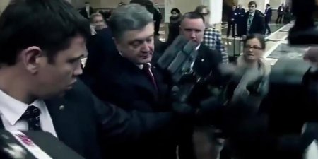 Как Порошенко в Минске показал хорошие манеры