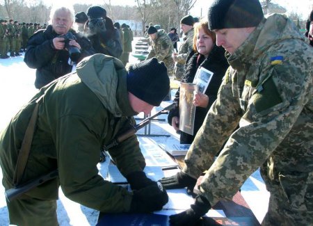 Солдаты украинской армии активно учатся защищать Родину. Фоторепортаж