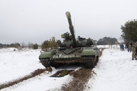 Солдаты украинской армии активно учатся защищать Родину. Фоторепортаж