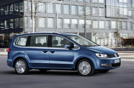 Обновленный Volkswagen Sharan 2015