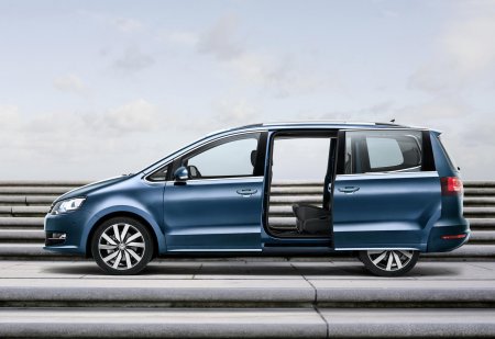 Обновленный Volkswagen Sharan 2015