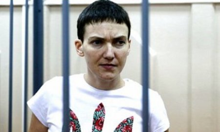 Надежда Савченко начала пить бульон