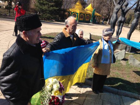 В Симферополе нашлись желающие отметить День рождения Шевченко