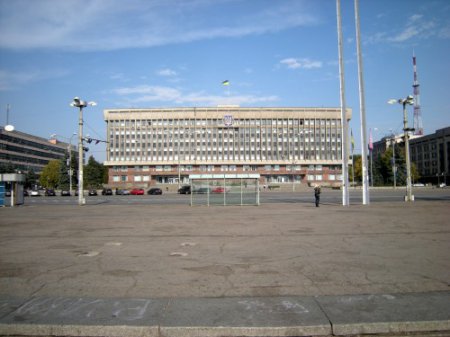 В Запорожье площадь Октябрьская будет называться Майданом Героев