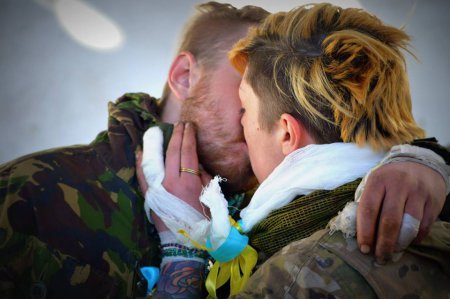 На войне побеждает любовь: бракосочетание добровольцев АТО. ФОТО