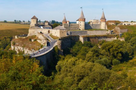 Величественные замки - гордость Западной Украины. ФОТО