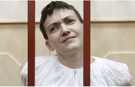 Фото несломленной Надежды Савченко с заседания Басманного суда