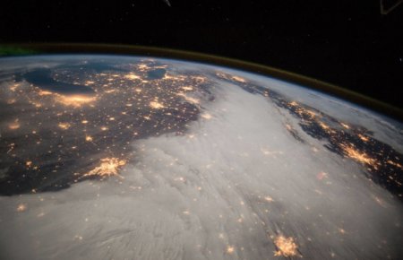 NASA показало снимки Земли 