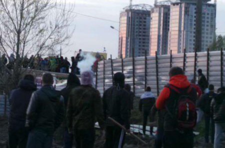 Протесты против незаконной стройки на Осокорках в Киеве. ВИДЕО