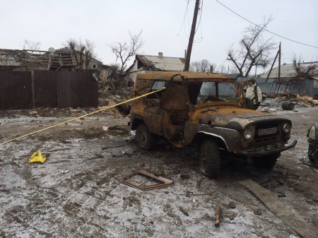 В Песках не знают сна и покоя, бои там идут постоянно. ВИДЕО