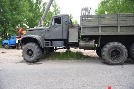 В Запорожье очередное ДТП с участием боевой техники. ФОТО