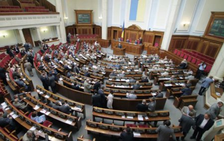 Рада запретила рекламу на российских каналах в Украине