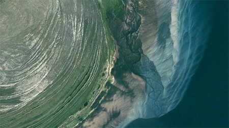 Земля удивляет: Google Earth показал уникальные фото нашей планеты