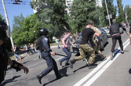 Марш равенства в Киеве закончился, практически не начавшись. ФОТО