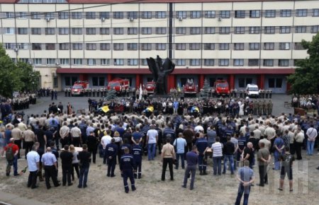 В Киеве похоронили спасателей, погибших при пожаре под Васильковым. ФОТО