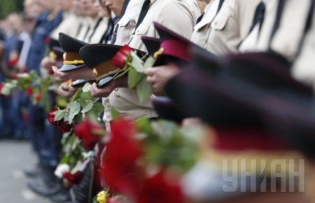 В Киеве похоронили спасателей, погибших при пожаре под Васильковым. ФОТО