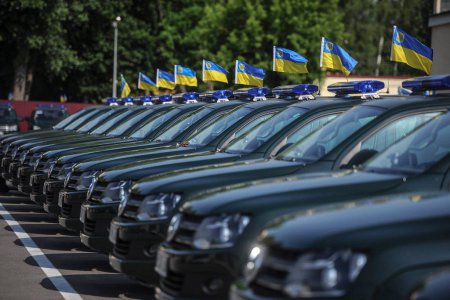 Госпогранслужба Украины получила две сотни новых автомобилей