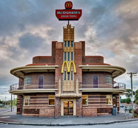 Очень необычные рестораны McDonald`s. ФОТО