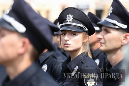 Красота спасет Украину: прекрасная половина новой украинской полиции. ФОТО