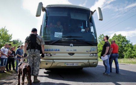 Движение автобусов на оккупированной территории Донбасса до украинских КПП. График