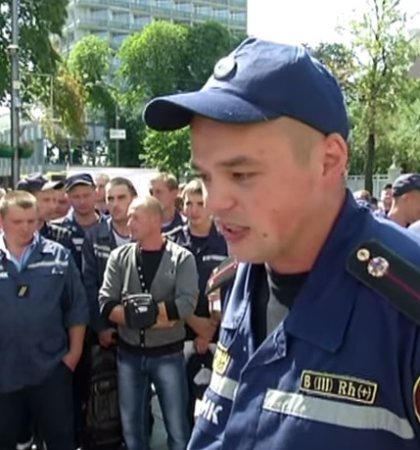 Спасатели митинговали под стенами Верховной Рады (ТВ, видео)