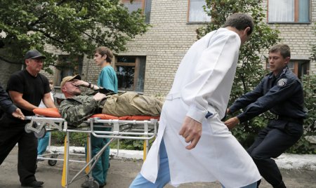 На Донбассе ранения получили двое бойцов - Лысенко