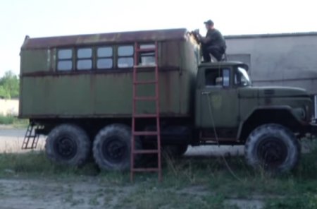 На Хмельнитчине пенсионеры восстанавливают военную технику (ТВ, видео)