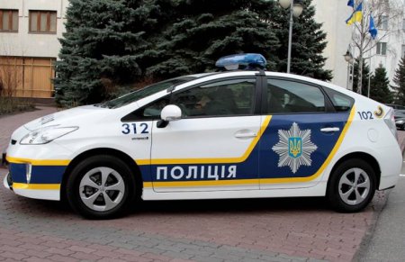 Догоняя хулигана, полицейские в Киеве разбили два служебных автомобиля (ТВ, видео)