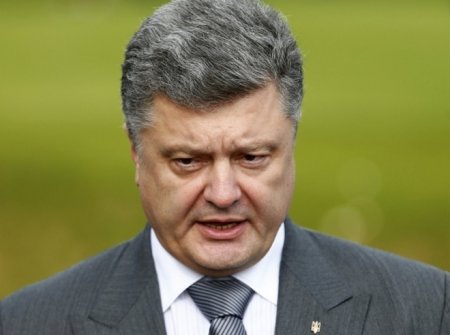 Порошенко: Мариуполь никто сдавать не собирается!