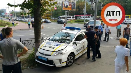 Четверо столичных полициейских попали в ДТП. ФОТО