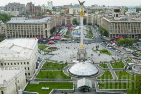 Майдан Незалежности сквозь года (1991-2015). ФОТО