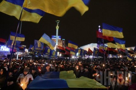 Майдан Незалежности сквозь года (1991-2015). ФОТО