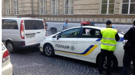 Патрульная полиция Львова попала в ДТП