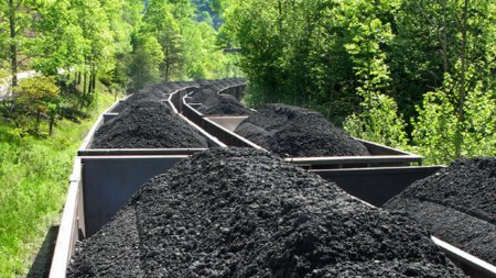 Украина возобновила поставку угля из России